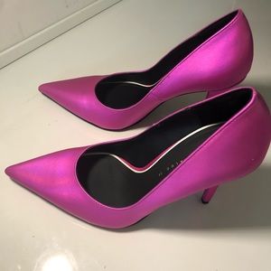 Brand new  - ZARA magenta metallic pumps